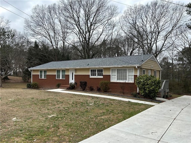 5862 Kitchens Rd SE, Mableton, GA 30126 - ranch-style home featuring a front yard