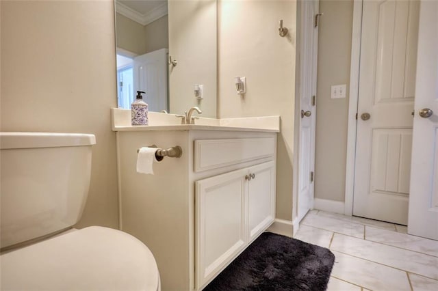 4895 Sterling Close, Buford, GA 30518 - half bathroom featuring ornamental molding and vanity