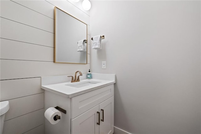 313 Sisson Ave NE, Atlanta, GA 30317 - half bath with vanity, toilet, and baseboards