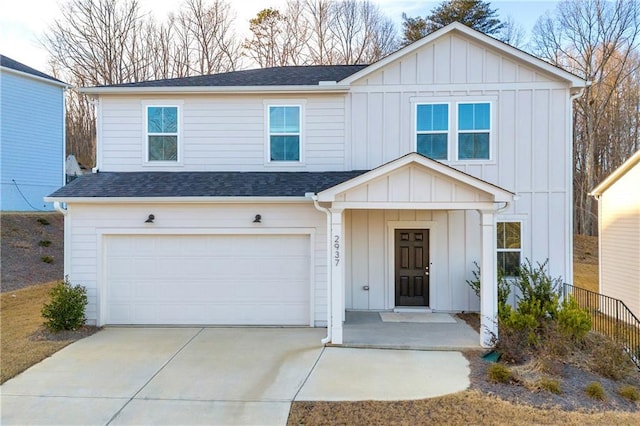 view of front facade with a garage