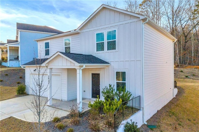 view of front of house with a garage