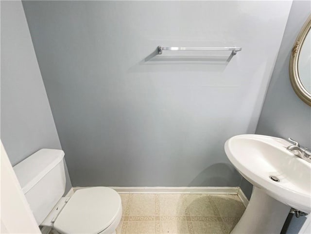 453 Inkberry Dr, Atlanta, GA 30349 - bathroom with sink and toilet