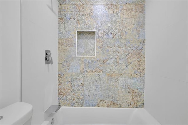 1770 Austin Dr, Decatur, GA 30032 - full bathroom featuring shower / washtub combination and toilet