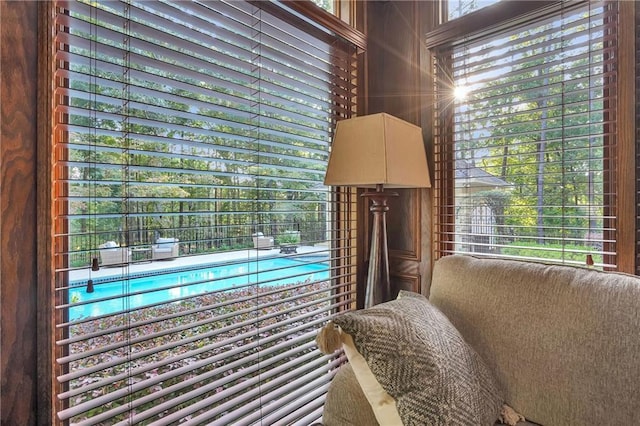 1500 Historic Vw, Stone Mountain, GA 30087 - view of sitting room