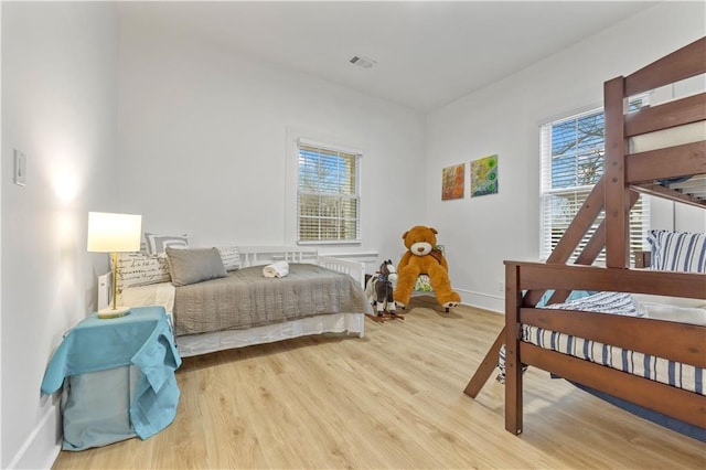 1463 Metropolitan Pkwy SW, Atlanta, GA 30310 - bedroom featuring light wood-type flooring and baseboards