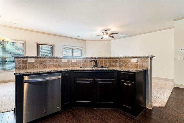 3175 Rock Port Cir, Norcross, GA 30092 - kitchen with dishwasher, a sink, a ceiling fan, plenty of natural light, and crown molding