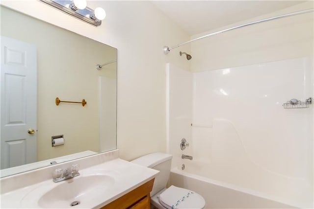 24 Arrow Ct, Lavonia, GA 30553 - bathroom with vanity and washtub / shower combination