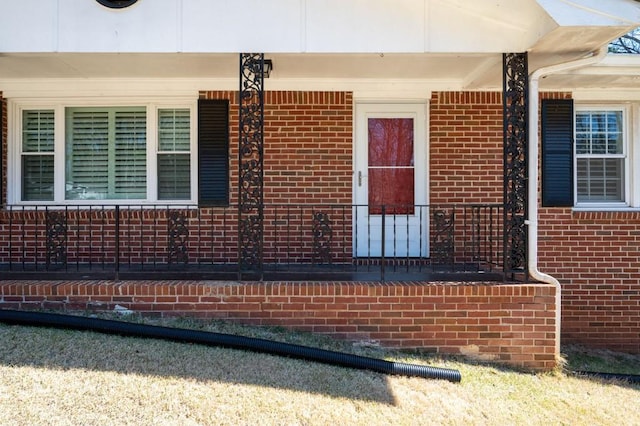 property entrance with a porch