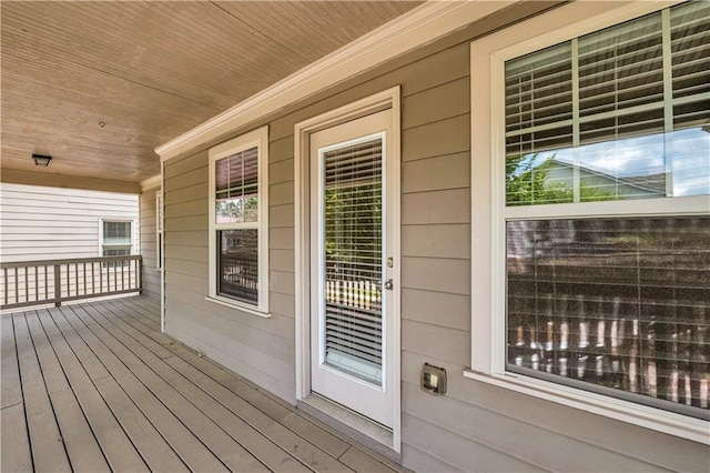 559 Myrle Trace Ln, Suwanee, GA 30024 - view of wooden porch
