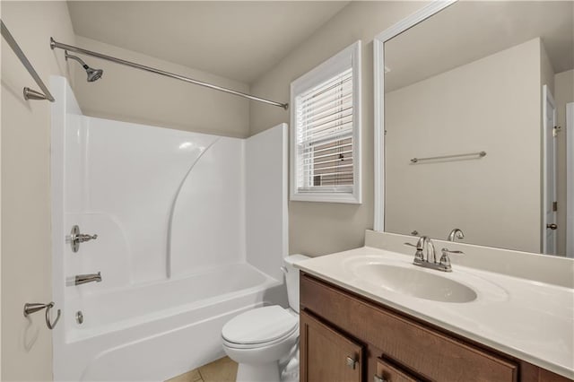 559 Myrle Trace Ln, Suwanee, GA 30024 - full bath featuring toilet, vanity, tub / shower combination, and tile patterned flooring