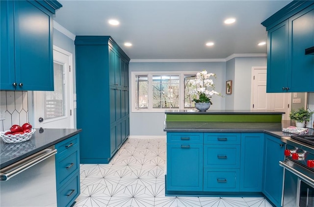 970 Winding Creek Trl, Sandy Springs, GA 30328 - kitchen with stainless steel appliances, dark countertops, a peninsula, ornamental molding, and recessed lighting