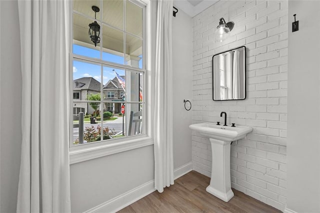 940 Emmett Walk, Alpharetta, GA 30004 - bathroom with baseboards and wood finished floors