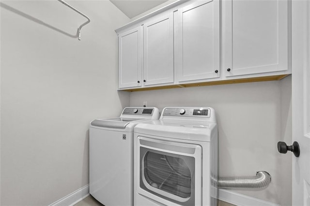 940 Emmett Walk, Alpharetta, GA 30004 - washroom featuring cabinet space and independent washer and dryer
