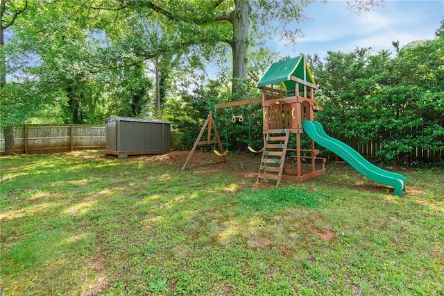 2146 Chevy Chase Ln, Decatur, GA 30032 - view of play area featuring view of wooded area