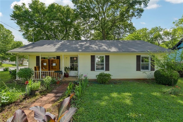 302 Douglas St, Cartersville, GA 30120 - ranch-style house with covered porch and a front lawn