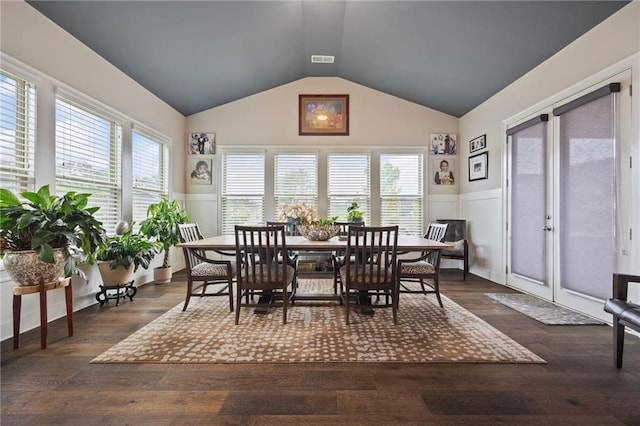 sunroom / solarium featuring visible vents