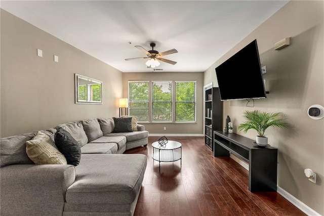 898 Oak St SW Unit 1301, Atlanta, GA 30310 - living room featuring a ceiling fan and dark wood-style flooring