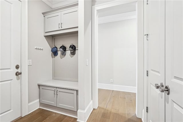 4025 Connolly Ct, Roswell, GA 30075 - mudroom featuring wood finished floors and baseboards