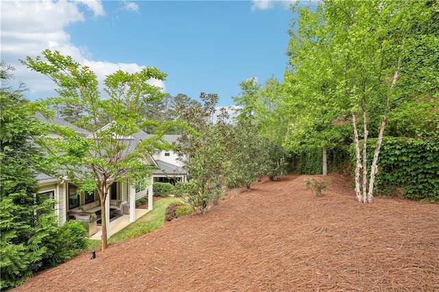 4025 Connolly Ct, Roswell, GA 30075 - view of yard featuring a patio