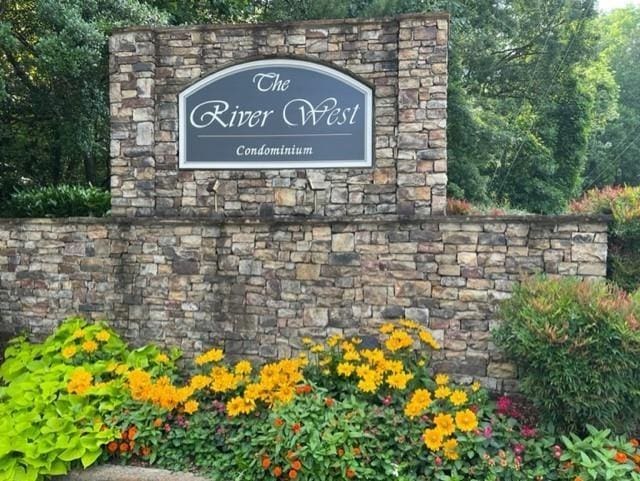 4244 River Green Dr NW Unit 111, Atlanta, GA 30327 - view of community sign