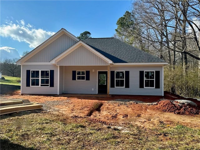 view of front of property with a porch