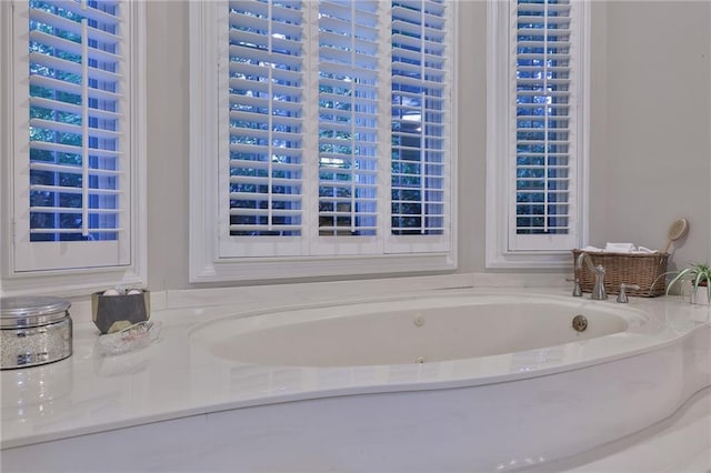 bathroom featuring a bathing tub