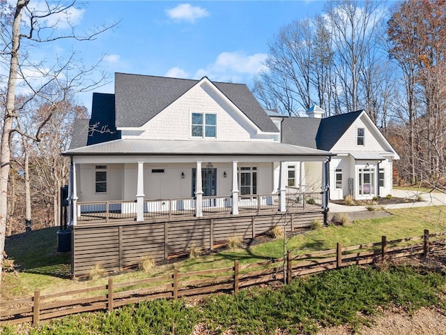 view of front of home with covered porch