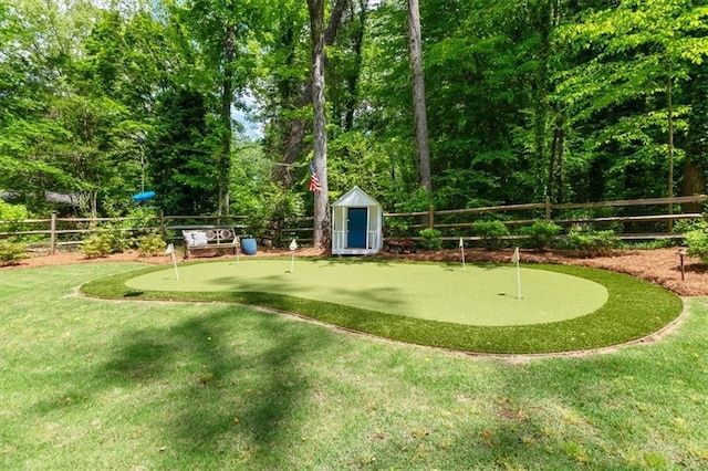 302 Chinquapin Dr SW, Marietta, GA 30064 - view of yard featuring a putting green