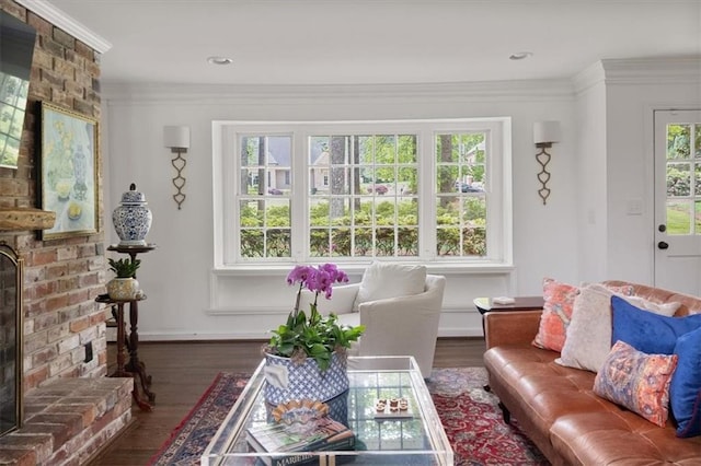 302 Chinquapin Dr SW, Marietta, GA 30064 - living room featuring wood finished floors, baseboards, and crown molding