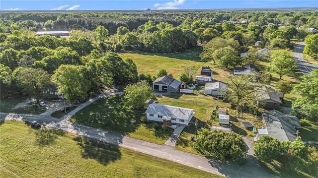40 Kingston Dr, Comer, GA 30629 - birds eye view of property featuring a wooded view