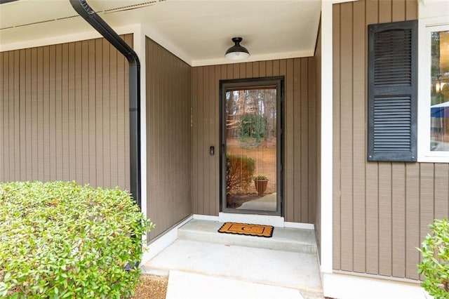 view of property entrance