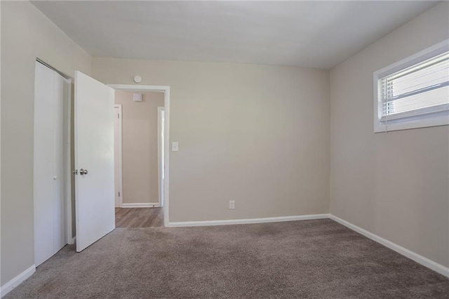 2755 Rockcliff Rd SE, Atlanta, GA 30316 - carpeted empty room with baseboards