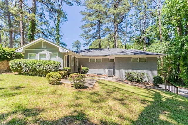 2755 Rockcliff Rd SE, Atlanta, GA 30316 - rear view of house with a yard and brick siding