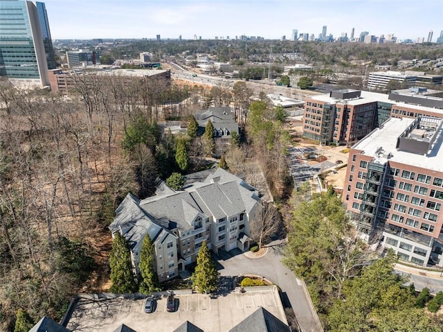 drone / aerial view with a view of city