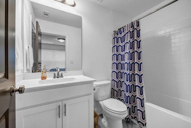 4565 Sims Park Ovlk, Suwanee, GA 30024 - bathroom with toilet, vanity, and shower / bathtub combination with curtain