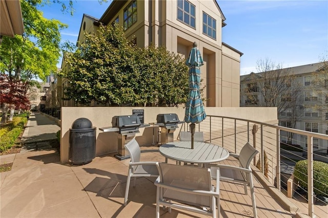 3475 Oak Valley Rd NE Unit 950, Atlanta, GA 30326 - view of patio