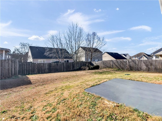 view of yard featuring a patio area