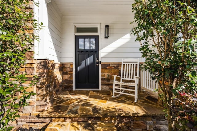 view of property entrance