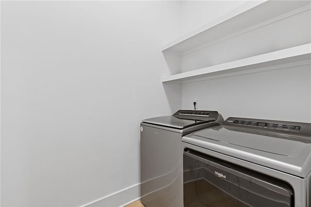 laundry area featuring washer and clothes dryer