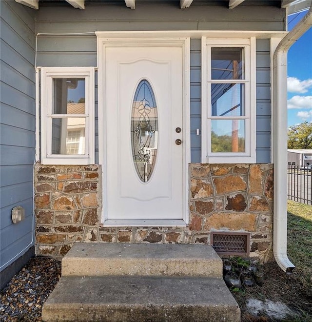 view of entrance to property