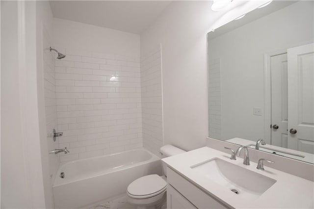 full bathroom with tiled shower / bath combo, vanity, and toilet