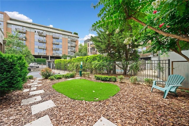 650 Glen Iris Dr NE Unit 26, Atlanta, GA 30308 - view of yard