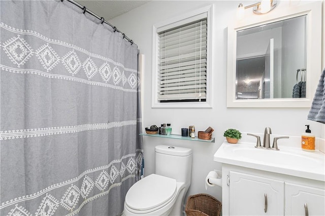 4065 Maxanne Dr NW, Kennesaw, GA 30144 - full bath with vanity and toilet