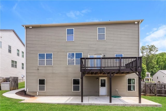 626 Discovery Ct, Acworth, GA 30102 - rear view of property featuring a lawn, a patio area, fence, and a deck