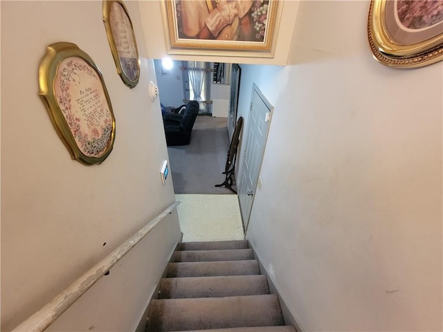3723 Raiders Ridge Dr, Lithonia, GA 30038 - staircase with carpet