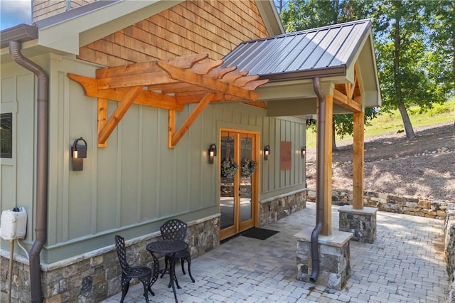 1132 N Edgewater Trl, Toccoa, GA 30577 - view of patio / terrace featuring french doors