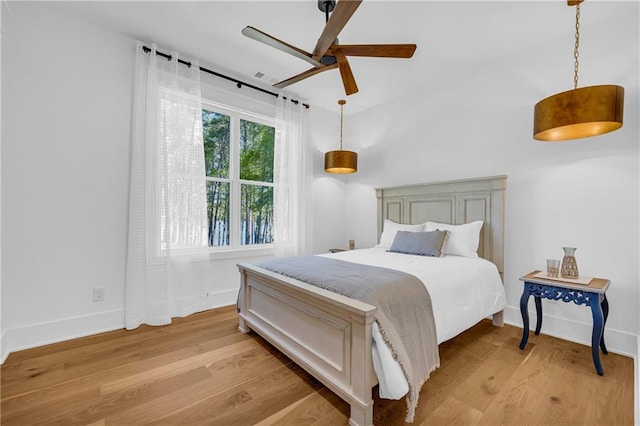 1132 N Edgewater Trl, Toccoa, GA 30577 - bedroom featuring light wood-type flooring
