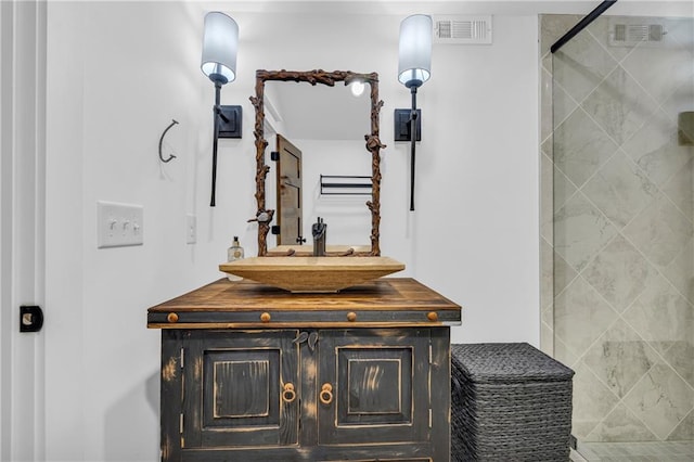 1132 N Edgewater Trl, Toccoa, GA 30577 - bathroom featuring vanity and tiled shower