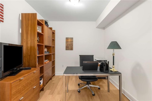200 River Vista Dr Unit 426, Atlanta, GA 30339 - office with baseboards and light wood-type flooring