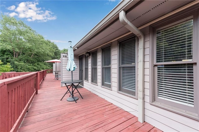 view of wooden deck